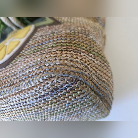 Brighton Bella Limone Soft Sea Grass Tote/Leather Applique/Signature Heart Charm - Picture 11 of 16